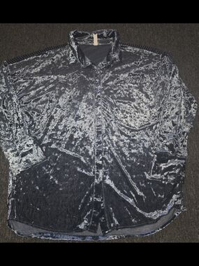 Womens Velvet Long-Sleeve Shirt